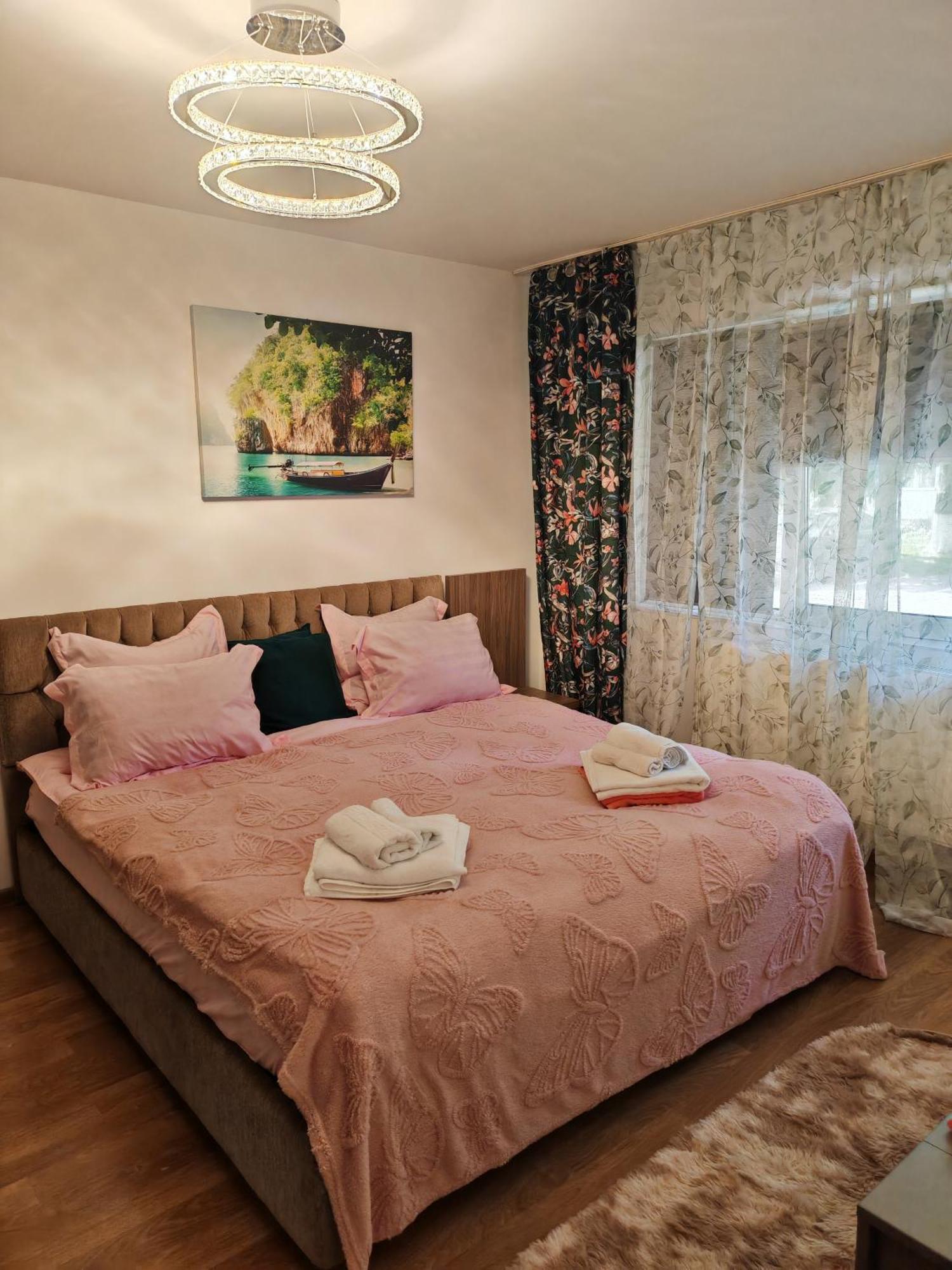 Mony Apartaments ルーマン エクステリア 写真